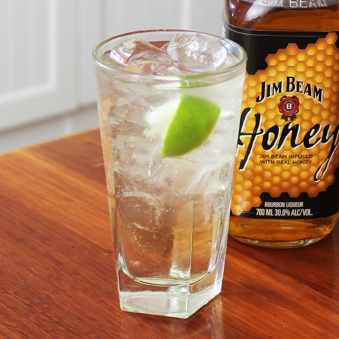 Honey and lemonade with lime